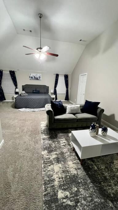 One Chance Luxury Estate - King & Queen Suites! Atlanta Esterno foto